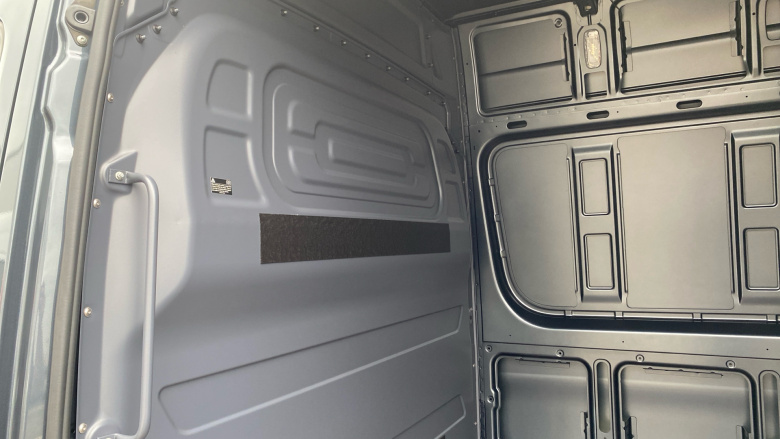 Mercedes-Benz Sprinter 315Cdi L2 Diesel Rwd 3.5t H2 Pro Van